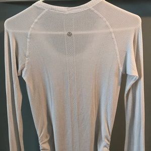 Lululemon swiftly tech long sleeve-ruched sides